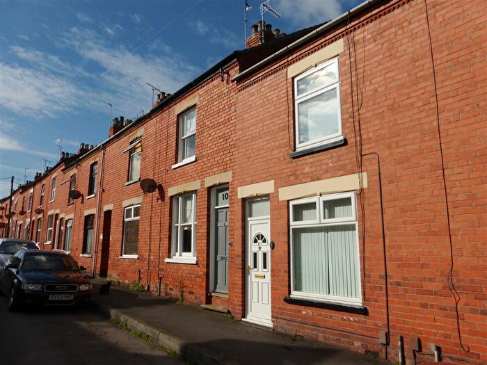3 Bedroom House To Rent In Edward Street, Grantham, NG31