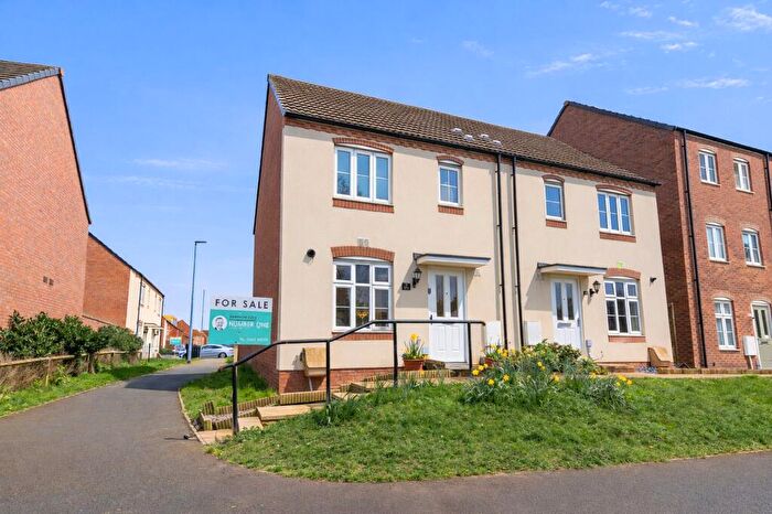 3 Bedroom Semi-Detached House For Sale In Redshank Walk, Newport, NP19