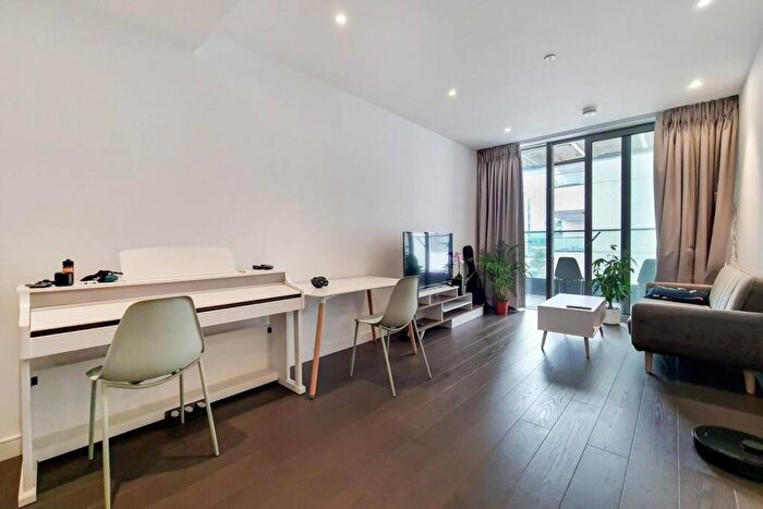 1 Bedroom Flat For Sale In Park Drive, , Docklands, London, E14