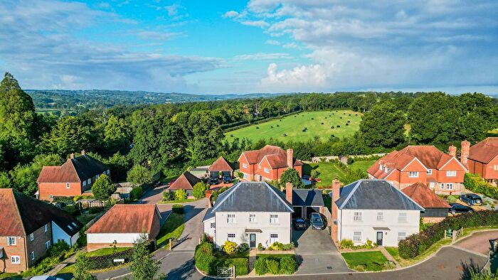 3 Bedroom Detached House For Sale In Parsonage Croft, Etchingham, TN19