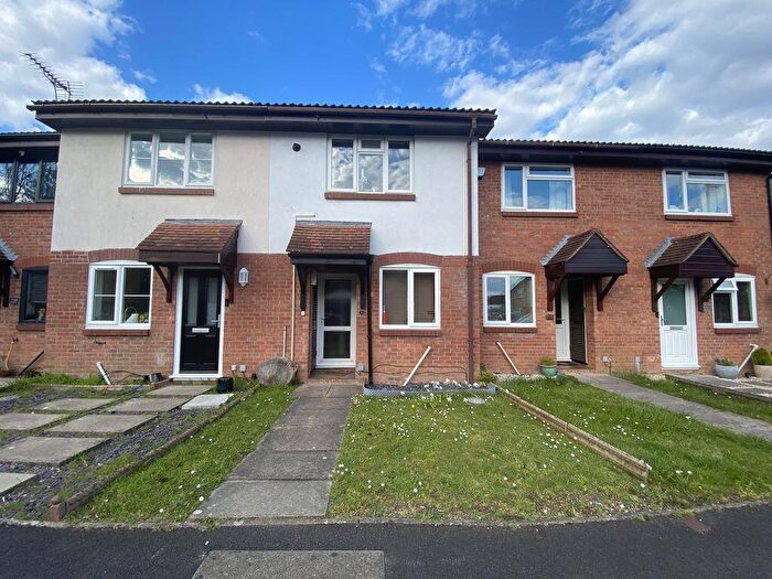 2 Bedroom Terraced House For Sale In Walker Gardens, Hedge End, SO30