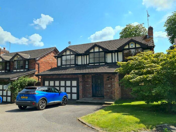 4 Bedroom Detached House To Rent In Westminster Drive, Wilmslow, SK9