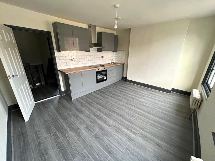 1 Bedroom Flat To Rent In Mount Terrace, London, E1