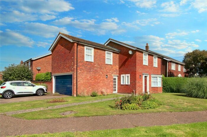 5 Bedroom Detached House For Sale In Astley Cooper Place, Brooke, Norwich, Norfolk, NR15