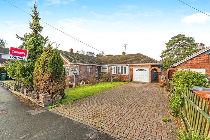 2 Bedroom Semi-Detached Bungalow For Sale In Ash Close, North Baddesley, Southampton, SO52