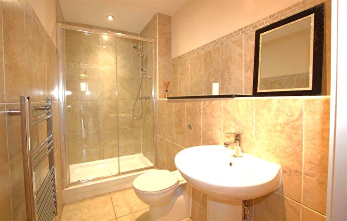 2 Bedroom Flat For Sale In Green Chare, Darlington, DL3