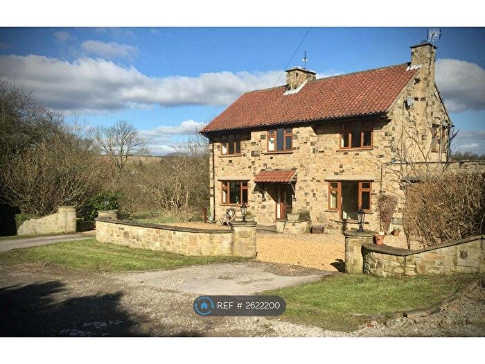 4 Bedroom Detached House To Rent In Collingham, Leeds, LS22