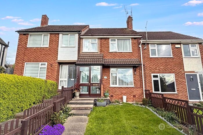 3 Bedroom Terraced House For Sale In School Hill, Hartshill, Nuneaton, CV10