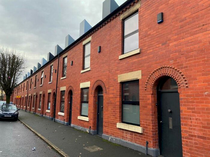 2 Bedroom Terraced House To Rent In Ash Street, Salford, M6