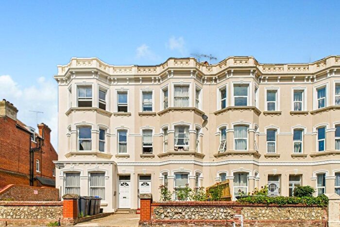 1 Bedroom Flat For Sale In Rowlands Road, Worthing, BN11