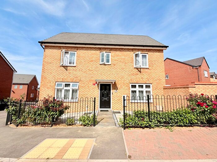 3 Bedroom Property To Rent In Prunus Drive, Wellingborough, NN8