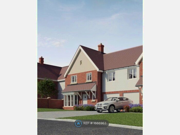 3 Bedroom Semi-Detached House To Rent In Ridley Green, Hartford End, Chelmsford, CM3