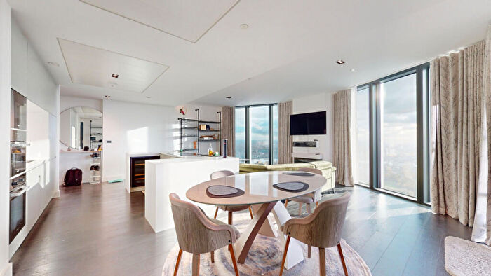 3 Bedroom Apartment For Sale In Marsh Wall, London, E14