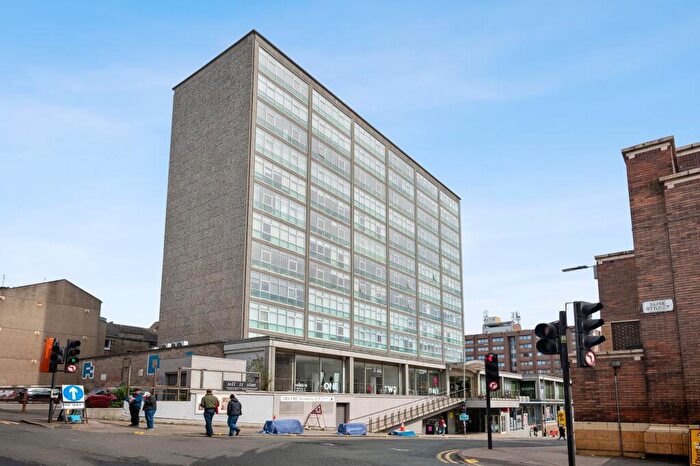 3 Bedroom Flat For Sale In Renfrew Street, Fleming House, Flat /, City Centre, Glasgow, G3