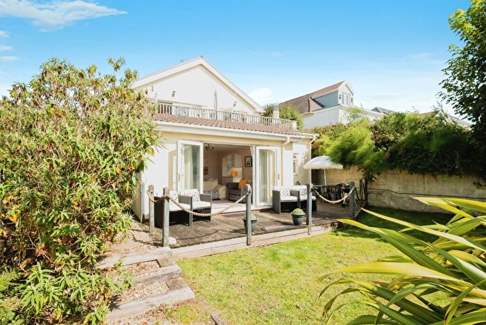 2 Bedroom Apartment For Sale In Seaview Drive, Ogmore-By-Sea, CF32