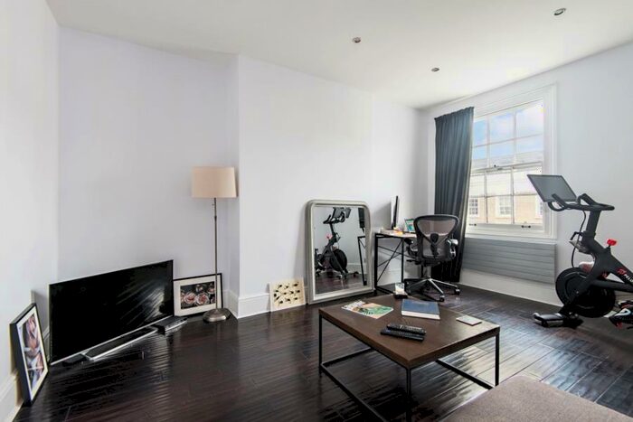 1 Bedroom Apartment To Rent In Princess Road, Primrose Hill, NW1