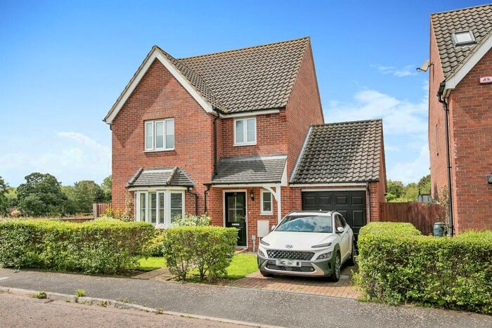 3 Bedroom Detached House For Sale In De Saumarez Drive, Barham, Ipswich, IP6