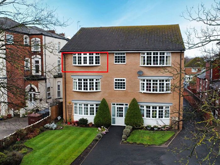 2 Bedroom Flat For Sale In Flat, Queens Road, Hesketh Park, Southport, PR9