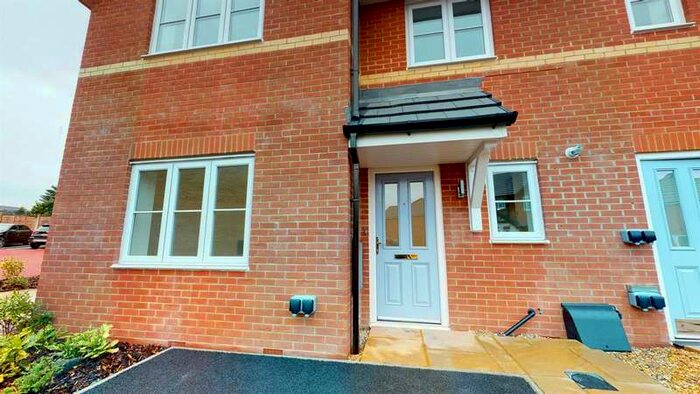 2 Bedroom Flat To Rent In 22 Riverside Road, Rufford, Ormskirk, L40