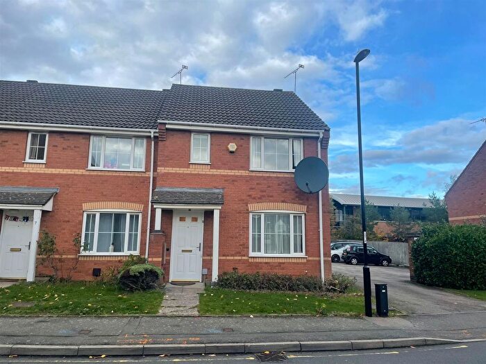 3 Bedroom End Of Terrace House To Rent In Furlong Road, Coventry, CV1