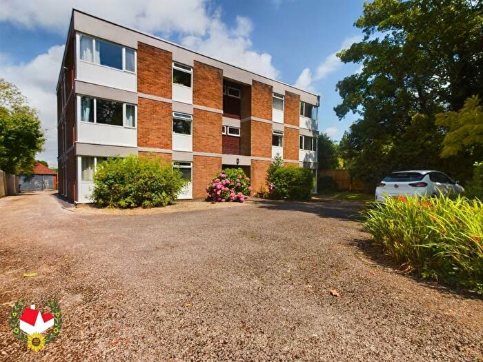 2 Bedroom Flat To Rent In Tuffley Avenue, Gloucester, GL1