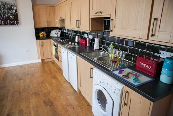 5 Bedroom Apartment To Rent In Pennsylvania Road, Exeter, EX4