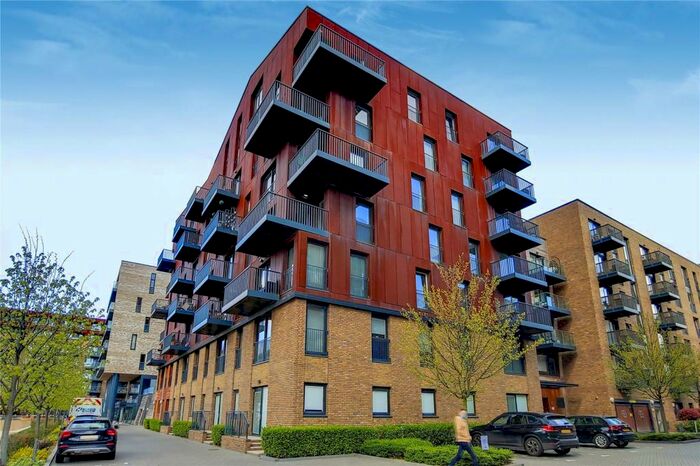 2 Bedroom Apartment To Rent In Whiting Way, London, SE16