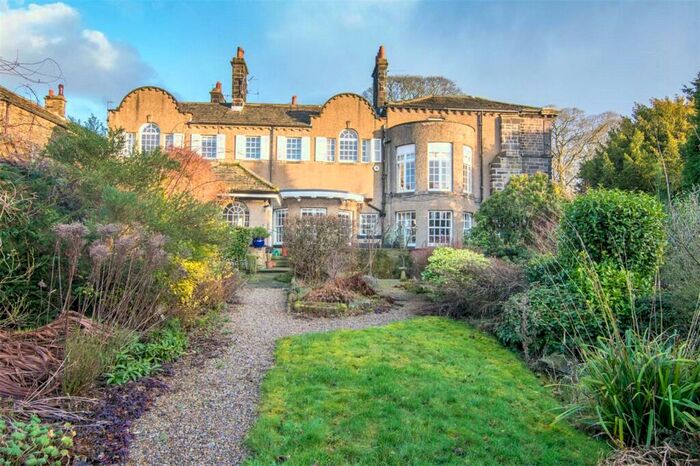 2 Bedroom Flat To Rent In Lane Head House, Apperley Lane, Rawdon, Leeds, LS19