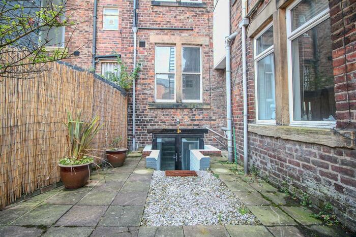 Studio To Rent In Eskdale Terrace, Newcastle Upon Tyne, NE2