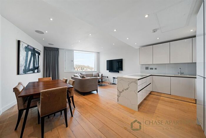 3 Bedroom Flat To Rent In Hirst Court, Grosvenor Waterside, Gatliff Road, SW1W