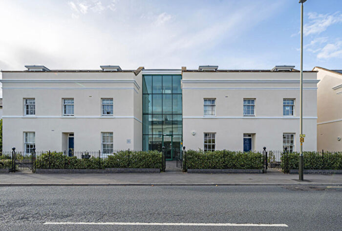 1 Bedroom Apartment For Sale In Regency Square, Tryes Road, Cheltenham, GL50