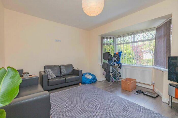 2 Bedroom House To Rent In Reservoir Road, Selly Oak, Birmingham, B29