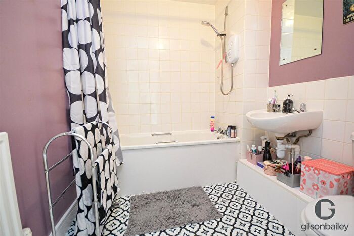 2 Bedroom Flat For Sale In Maidstone Road, Norwich, NR1
