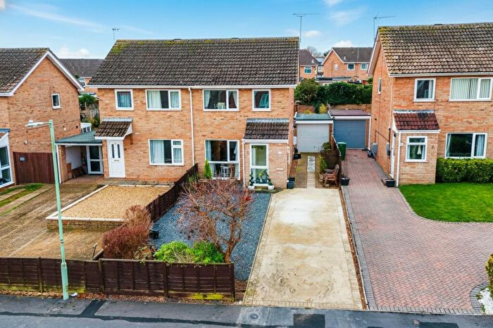 3 Bedroom Semi Detached House For Sale In Stobart Close, Beccles, Bungay, NR34