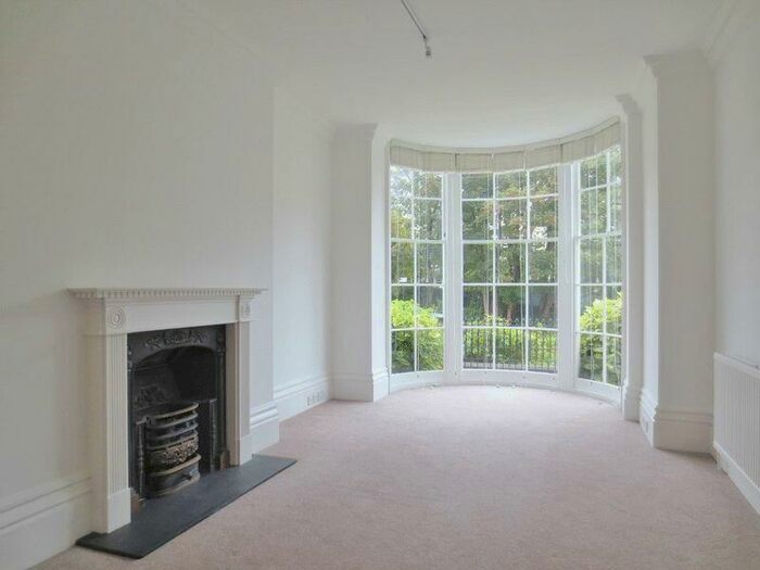 3 Bedroom Terraced House To Rent In Western Terrace, Brighton, BN1