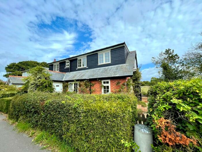 3 Bedroom Cottage To Rent In Jordans Lane, Pilley, Lymington, Hampshire, SO41