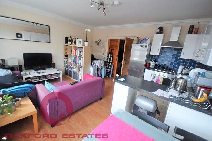 4 Bedroom Flat To Rent In Prince Regent Mews, Euston, NW1