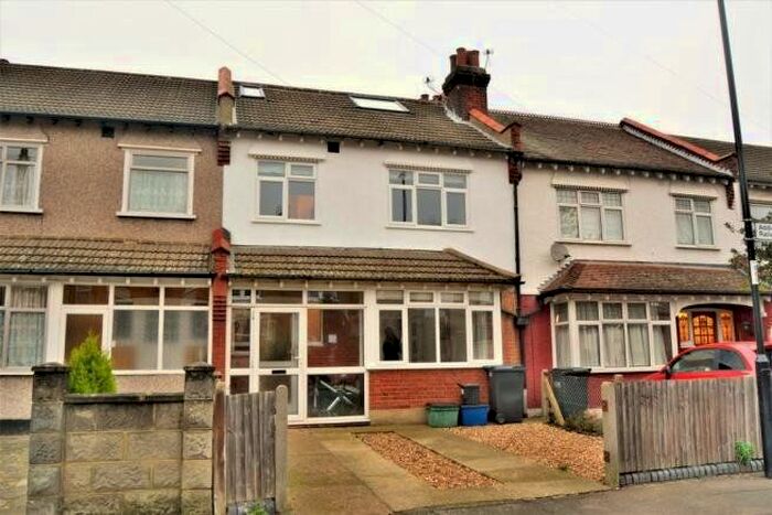 4 Bedroom Terraced House To Rent In Grant Road, Addiscombe, Croydon, CR0