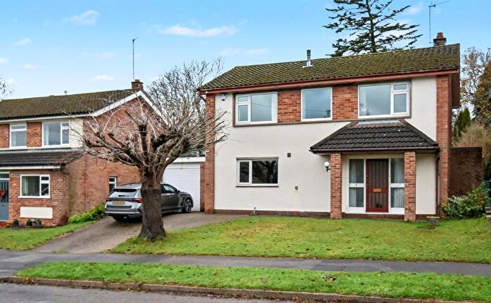 4 Bedroom Detached House For Sale In Hall Farm Road, Duffield, Belper, Derbyshire, DE56