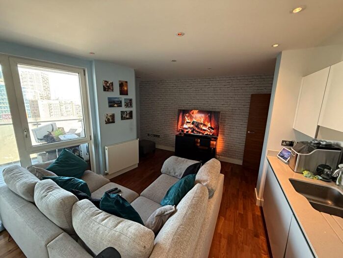 2 Bedroom Flat For Sale In Bellville House, London, SE10