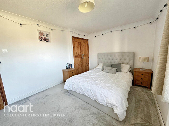 2 Bedroom End Of Terrace House For Sale In Orwell Close, Colchester, CO4