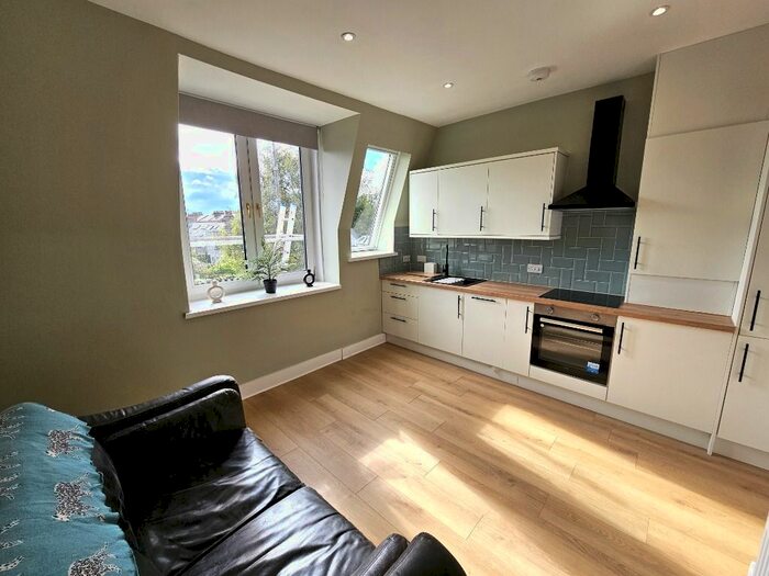 1 Bedroom Flat To Rent In Union Grove, City Centre, Aberdeen, AB10