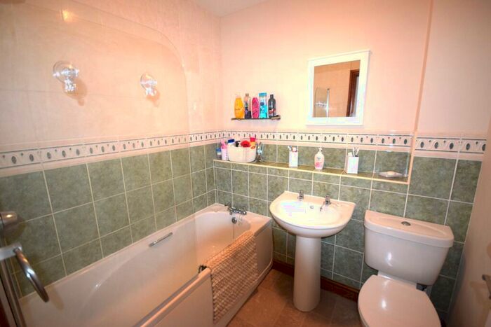 2 Bedroom Terraced House For Sale In Admiralty Terrace, Skegness, PE25