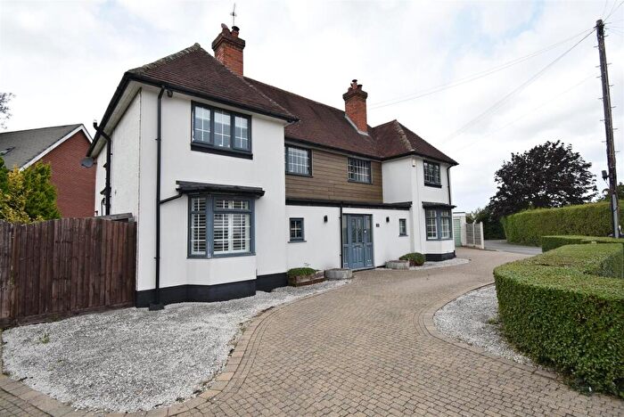 5 Bedroom Detached House For Sale In Edmunds Square, Mickleover, Derby, DE3