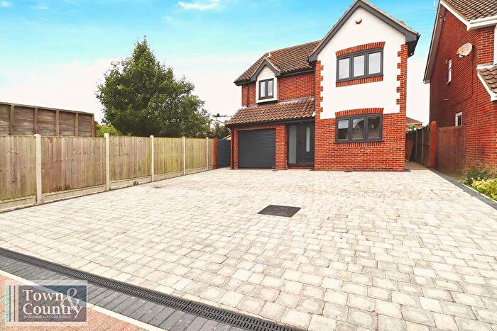 4 Bedroom Detached House For Sale In Granville Way, Brightlingsea, CO7