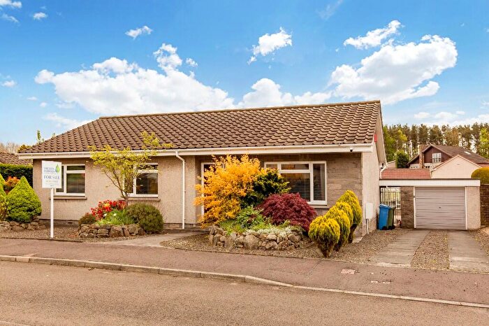 3 Bedroom Detached Bungalow For Sale In Netherton Place, Whitburn, EH47