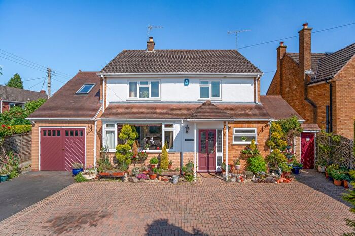 5 Bedroom Detached House For Sale In Wilson Road, Hartlebury, DY11