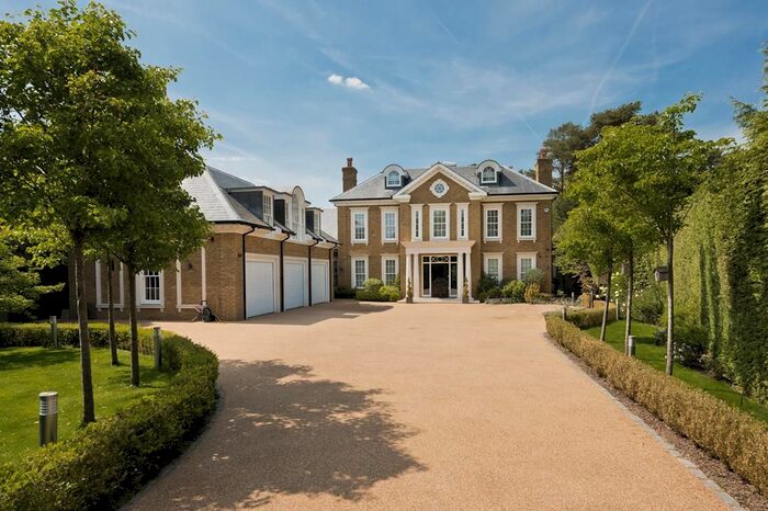 6 Bedroom Detached House To Rent In Cranley Road, Burwood Park, KT12