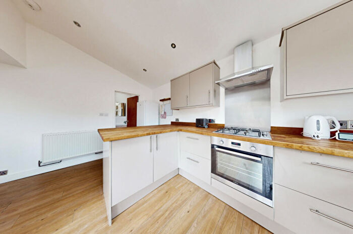 5 Bedroom House To Rent In Southdown, BA2