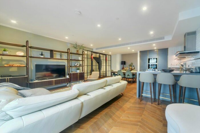 3 Bedroom Flat To Rent In Switch House East, Battersea Power Station, London, SW11